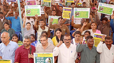 BWSSB Contract_Workers Protest 