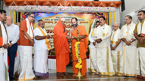 Hinduism is stronger than monasteries