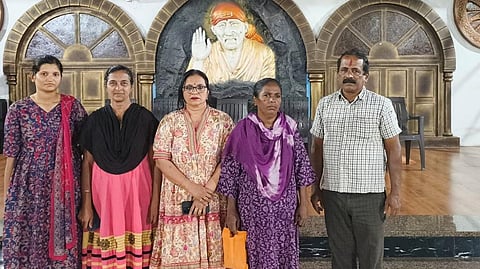 ಮನೋರೋಗದಿಂದ ವಾಸಿಯಾದ ಶಿಕ್ಷಕಿ ಸವಿತಾ ಅವರನ್ನು ಹೊಸ ಬೆಳಕು ಆಶ್ರಮಕ್ಕೆ ದಾಖಲಿಸಲಾಯಿತು. ತನುಲಾ, ವಿಶು ಶೆಟ್ಟಿ, ಬ್ರಹ್ಮಾವರ ಠಾಣೆಯ ಎಸ್​ಐಗಳಾದ ಮುಕ್ತಾ, ಅರ್ಷಿತಾ ಇದ್ದರು.