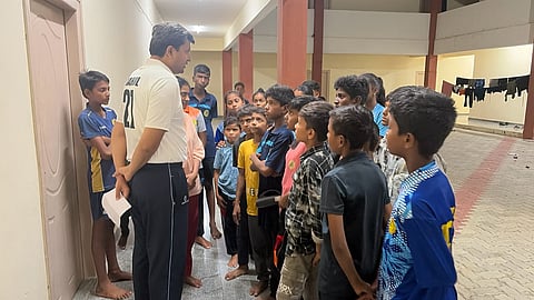 ಕ್ರೀಡಾ ವಸತಿ ನಿಲಯಕ್ಕೆ ಡಿಸಿ ರಾಹುಲ್ ಭೇಟಿ – ವಿದ್ಯಾರ್ಥಿಗಳೊಂದಿಗೆ ಸಮಾಲೋಚನೆ