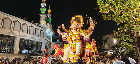 ಮುಧೋಳದ ಜನತಾ ಪ್ಲಾಟ್‌ನಲ್ಲಿ ಶನಿವಾರ ನಡೆದ ಜನತಾ ರಾಜ ಗಣೇಶನ ವಿಸರ್ಜನಾ ಮೆರವಣಿಗೆಯಲ್ಲಿ ಪಾಲ್ಗೊಂಡ ಭಕ್ತರು.