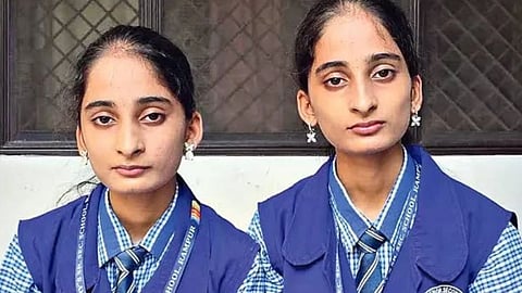 Twin Sisters Aadhaar