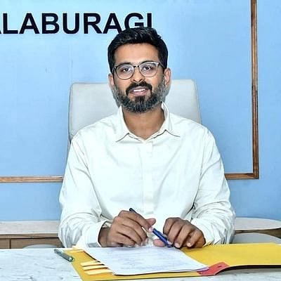 ಜಿಲ್ಲಾಧಿಕಾರಿ ಇಕ್ರಮ್​ ಶರೀಫ್​ 