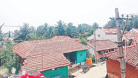 ಯಲಾದಹಳ್ಳಿ ಗ್ರಾಮದ ವಿಹಂಗಮ ನೋಟ.