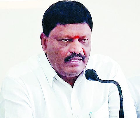ಪಕ್ಷದ ಅನುಮತಿ ಇಲ್ಲದೆ ಪಾದಯಾತ್ರೆ