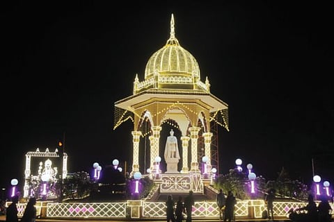 ನೋಡಬನ್ನಿ ನಾಡಹಬ್ಬ!