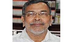 'ಕೇಶವ' ಪ್ರಶಸ್ತಿಗೆ ಆಯ್ಕೆಯಾದ ಜಾನಪದ ಹಿರಿಯಹ ವಿದ್ವಾಂಸ ಡಾ. ಕೆ.ಚಿನ್ನಪ್ಪ ಗೌಡ.