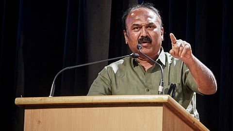 ಹಿರಿಯ ಪತ್ರಕರ್ತರ ಮೇಲೆ ಹಲ್ಲೆಗೆ ಯತ್ನ!...ಕ್ರಮಕ್ಕೆ ಆಗ್ರಹಿಸಿದ ಎಂಎಲ್‌ಸಿ ಕೆ.ಶಿವಕುಮಾರ್