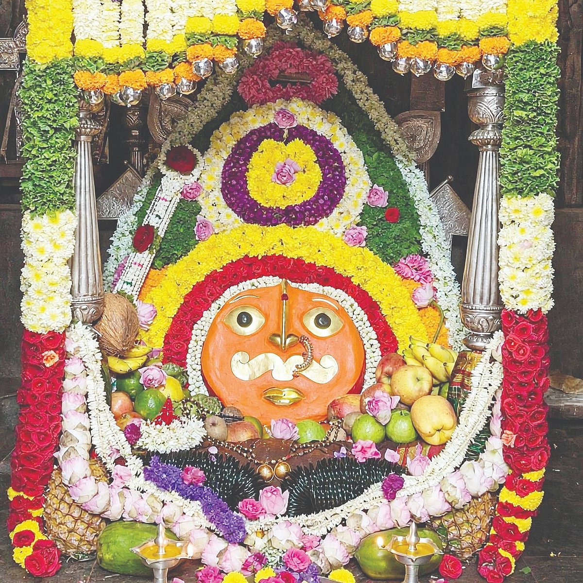ಶ್ರೀಕ್ಷೇತ್ರ ಹುಲಿಗಿಯಲ್ಲಿ ಭಕ್ತರ ಸಂಗಮ