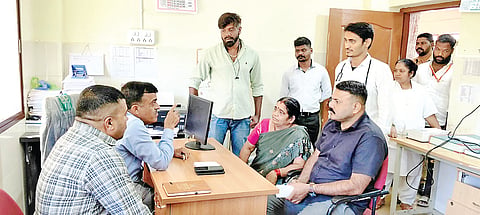  ಪ್ರಾಥಮಿಕ ಆರೋಗ್ಯ ಕೇಂದ್ರಕ್ಕೆ ಭೇಟಿ