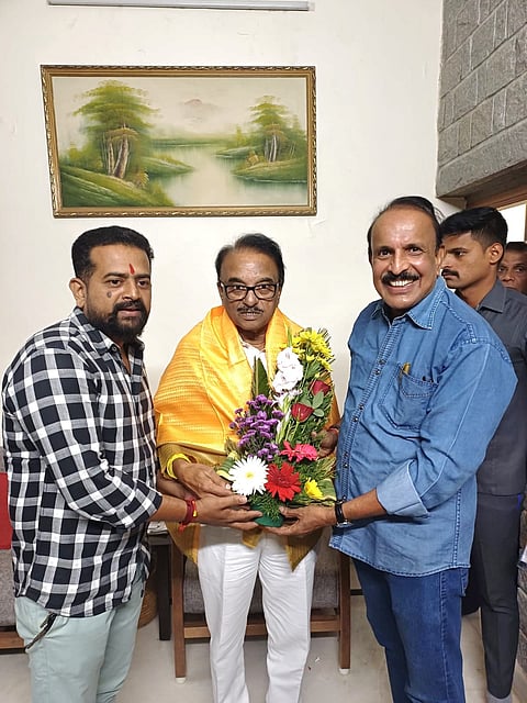 ನಮೋಶಿಗೆ ಅಭಿನಂದನೆ
