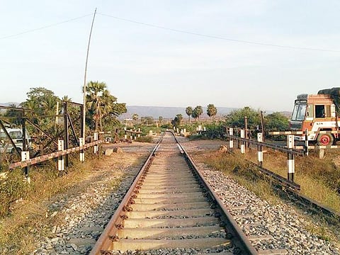 Hospet Railway Gate Sandarbika