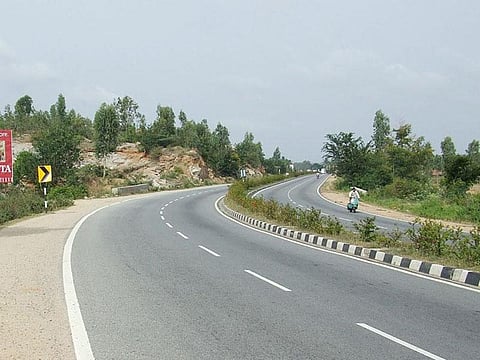 Bengaluru-Mysuru_road-1