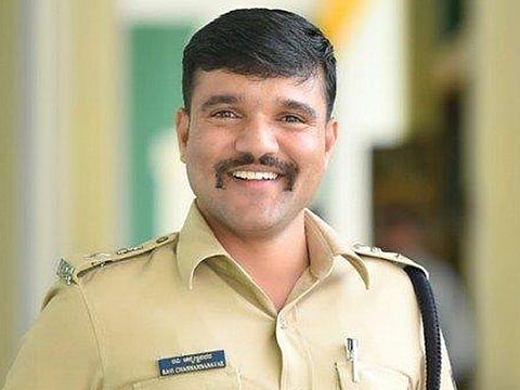 Ravi d channannavar