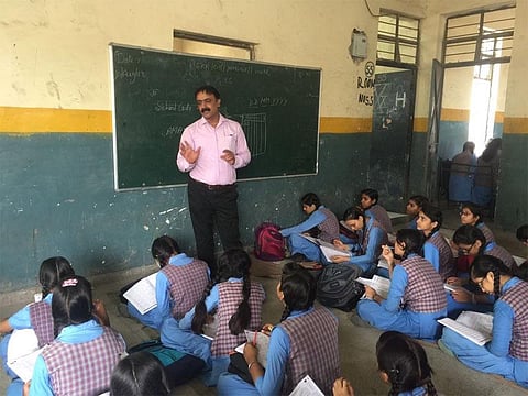 Teachesr