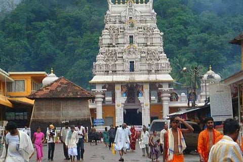 Kukke-Subramanya-Sarpa-Samskara-Pooja2-copy
