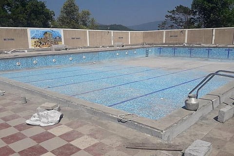 swimming pool