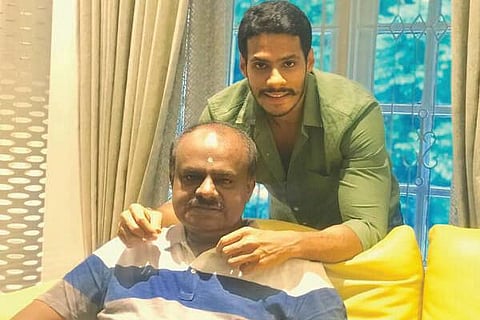 Nikhil kumaraswamy - H D kumaraswamy 1