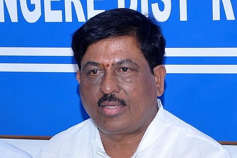 dvg Murugesh nirani press meet apr 11-