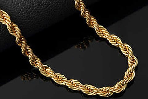 Gold Chain vvani