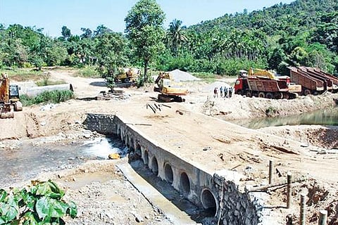 yettinahole