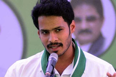 Nikhil Kumarswmy vvani
