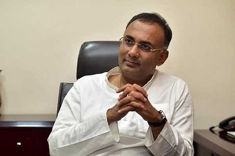 Dinesh Gundurao vvani