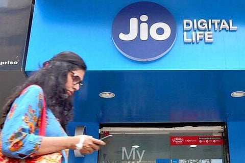 JIO