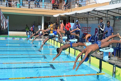 Mandya Short course on swimming inagurated by gopal b hosur 12 DEC 19