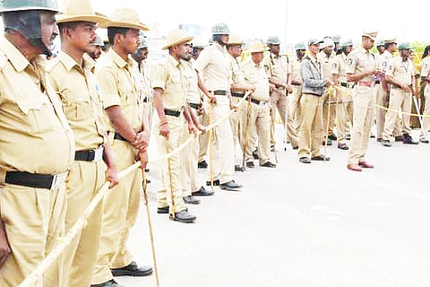 Police 8 dec 19