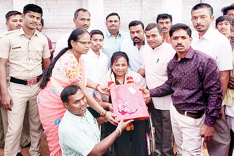 120120 Koppal Malati Holla Int Sports