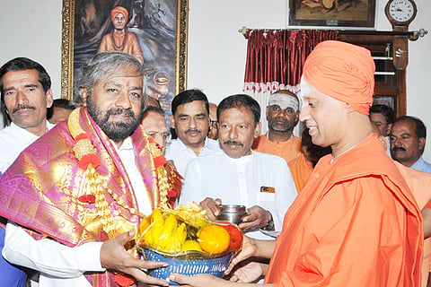 15Tmk_Khandre_Mutt