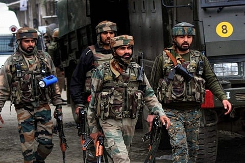 Pulwama awantipora_encounter 24 JAN 20
