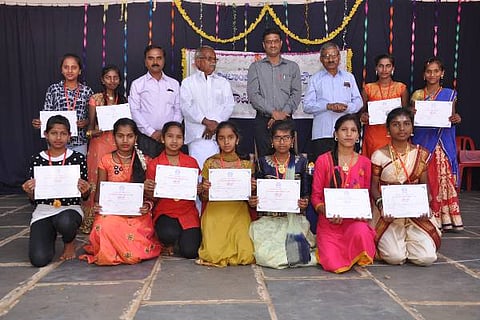 Sirigere Neelambika-12 (1)