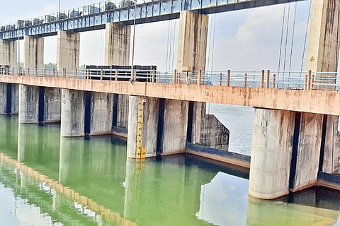 dam