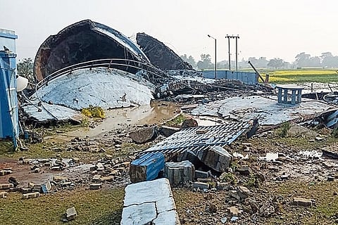 sarenga overhead tank collapsed 23 JAN 20