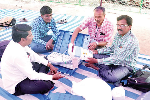 080220 Siriguppa Election Staff Prepation with EVM