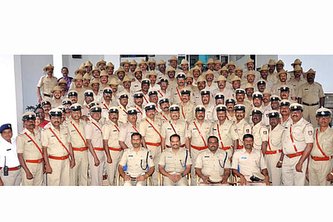 10tmk_pROMOTED_pOLICE1