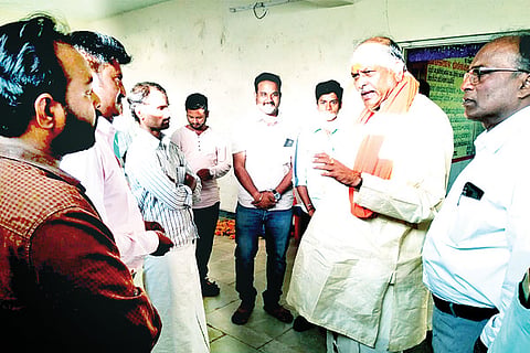 140220 Hirehadagali Raitha Samparka Kendra MP Visit