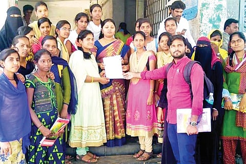 200220 Sanduru AIDSO Protest for Laptop