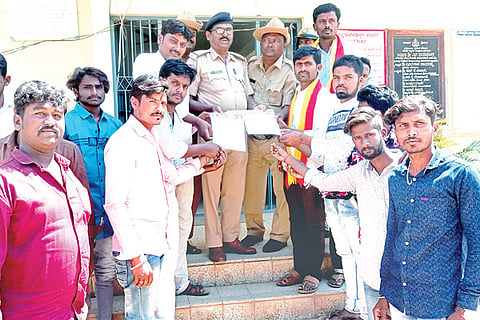 210220 Yalaburga Karave Appeale to Arrest Traitor