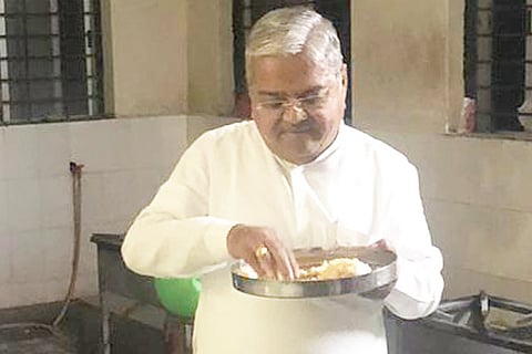 23022020 DCM KARJOL VISIT TO HOSTEL