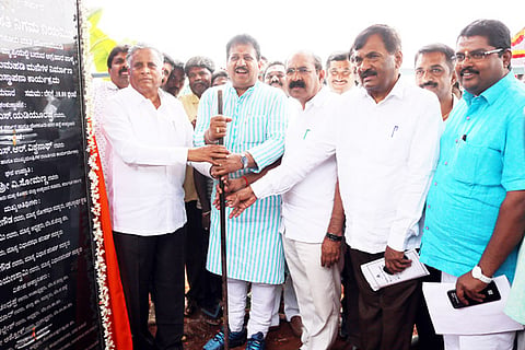 24 Nela ph 02 Minister V,Somanna