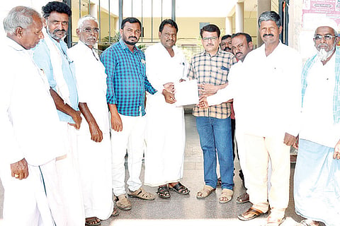 240220 Siriguppa Farmers Appal to water Supply
