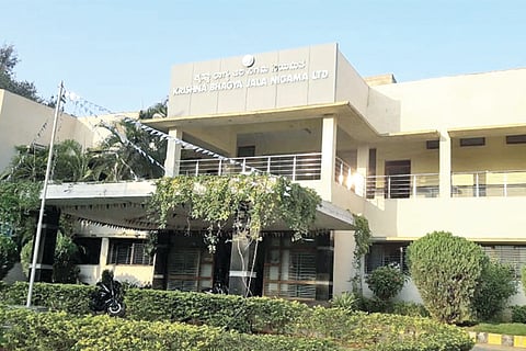 Alamatti Office
