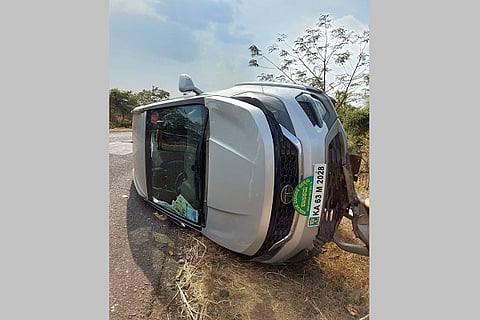 Aravind Bellada MLA Car Accident near belagavi khanapura 25 FEB 20