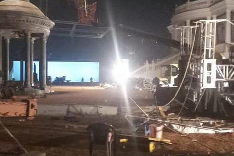 Crane 20 Feb 20