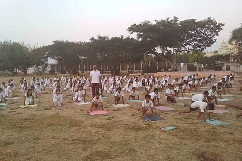HLK YOGA 02