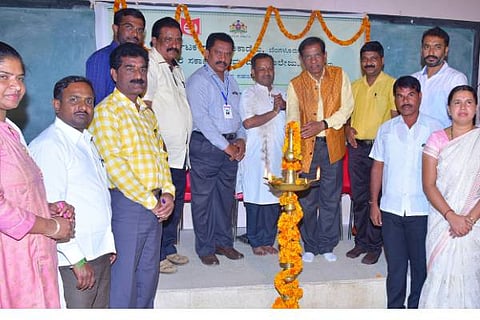 HYR vani college 08