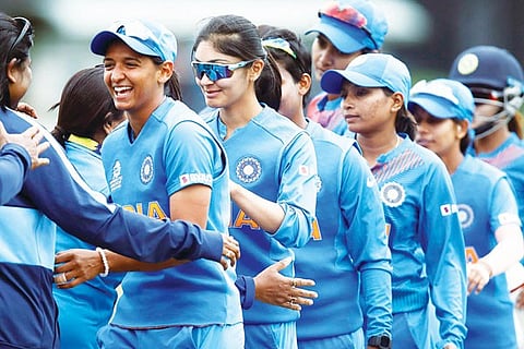Ind women